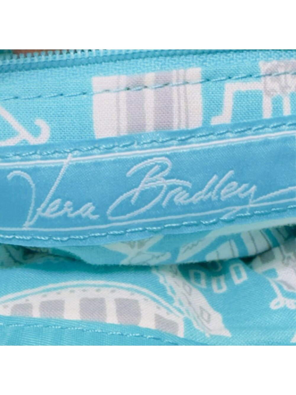 VERA BRADLEY Women's Handbag Blue Quilted Fabric Patent Leather Trim Zip Pocket - Picture 12 of 16